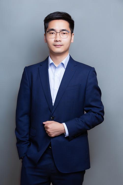 刘欣怡 灯光与摄影艺术负责人